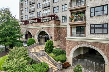 Retail and restaurants just steps from your front door